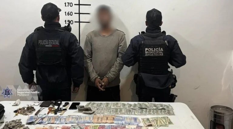 El presunto narcomenudista detenido.