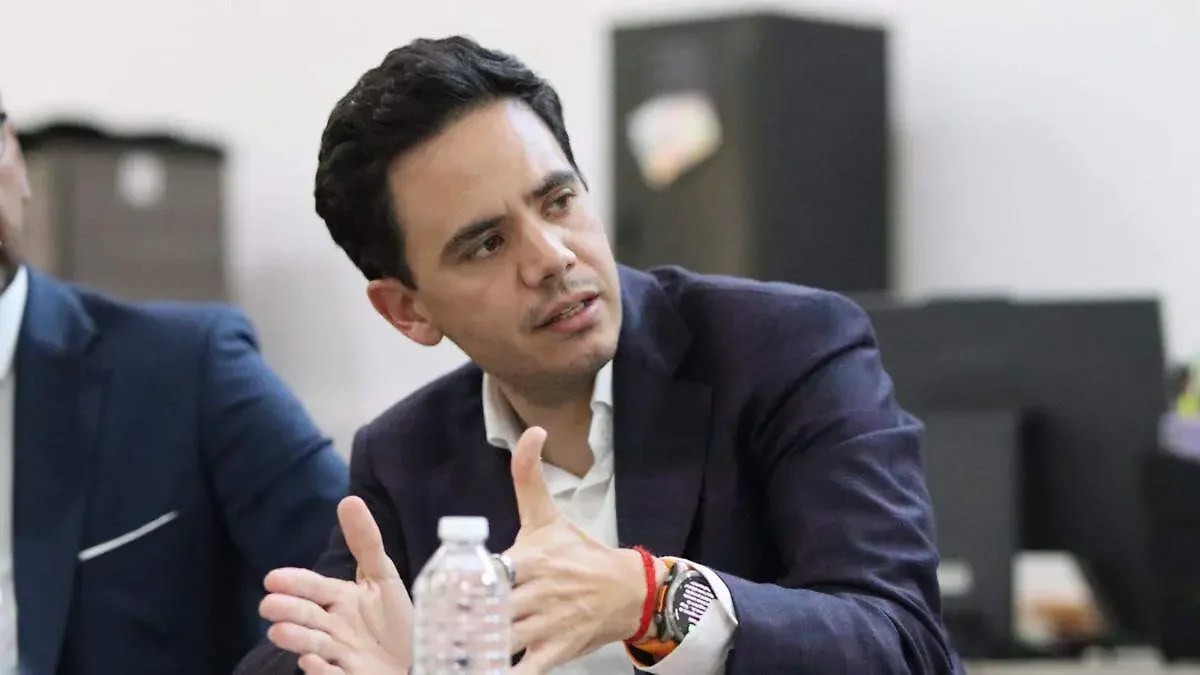 El secretario general de Gobierno, Rodrigo Reyes Mugüerza.