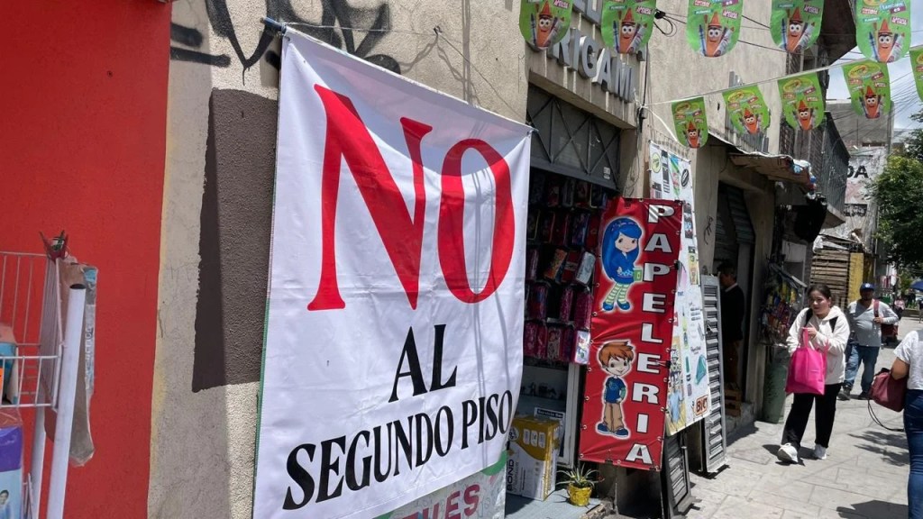 Locatarios del bulevar piden más seguridad y alumbrado.