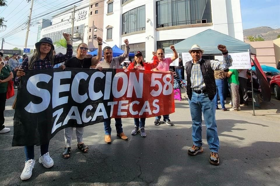La Sección 58 del SNTE presiona.